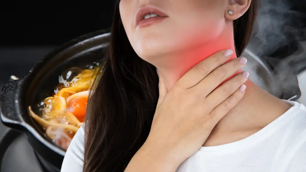 what-you-should-do-when-swallowing-hot-food